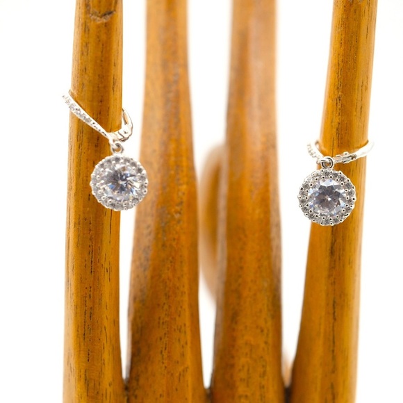 Stunning Sterling Silver Rhinestone Sparklers 🙌🏻✨⏰💭🤝⌛️ - Picture 4 of 14